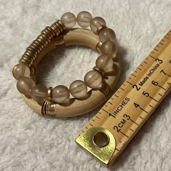 Set of 2 Wood Bead Elastic Bracelets Gold Tone Spacers - Picture 7 of 7